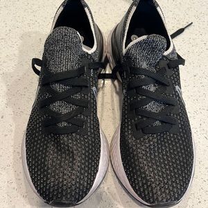 Nike React Infinity Run Flyknit